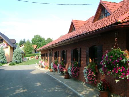 Kmetija Žižek – Fortner 6